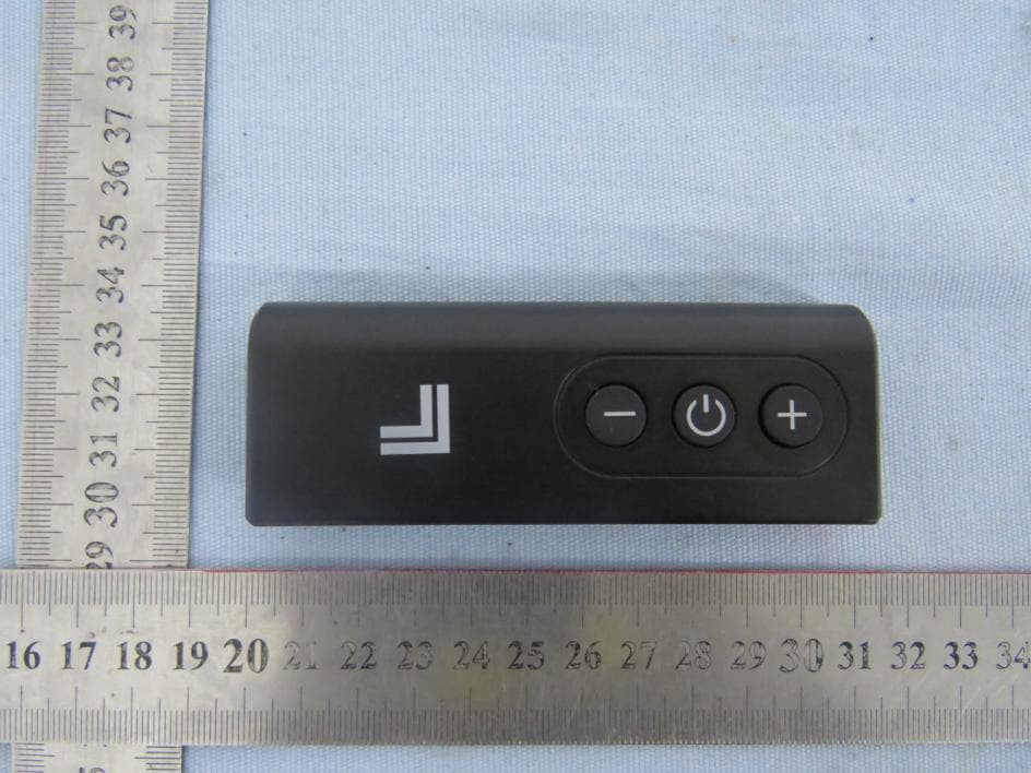 Remote Control - FCC ID WOT-AXIS47 - Vornado Air LLC