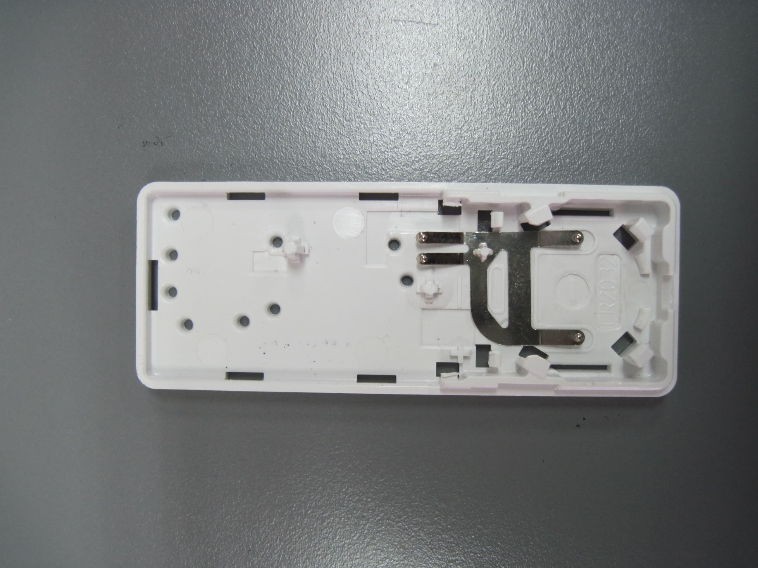 WIRELESS CONTACT SENSOR - FCC ID WP3MCT340SMA - Visonic Ltd. (3)