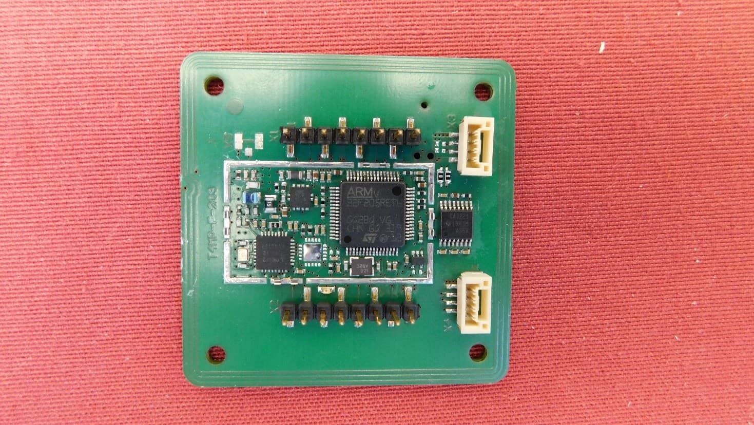 13.56 MHz RFID reader/writer module - FCC ID WP5TWN4F27 - Elatec GmbH