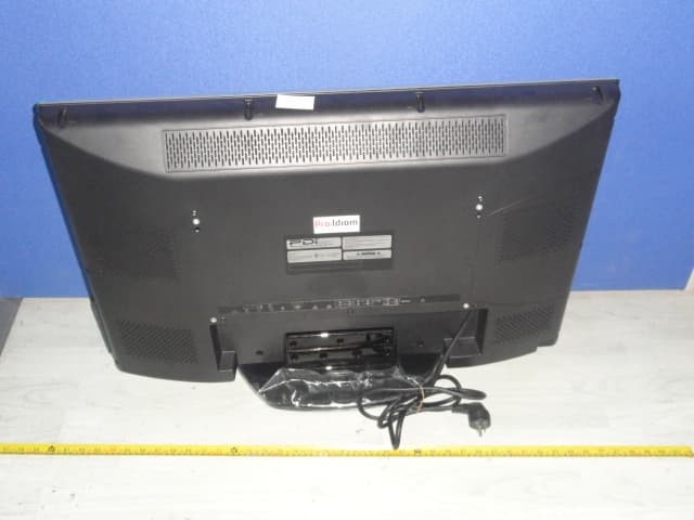 LCD TV - FCC ID WQ5CV3200M - PDI Communication System, Inc. (2)