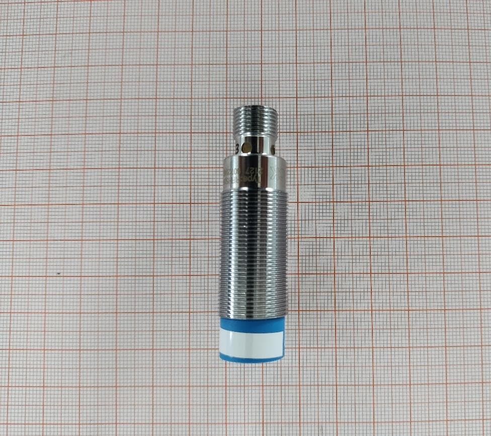 RFID read/write device with integrated antenna - FCC ID WRMRFH5 - Sick AG (3)