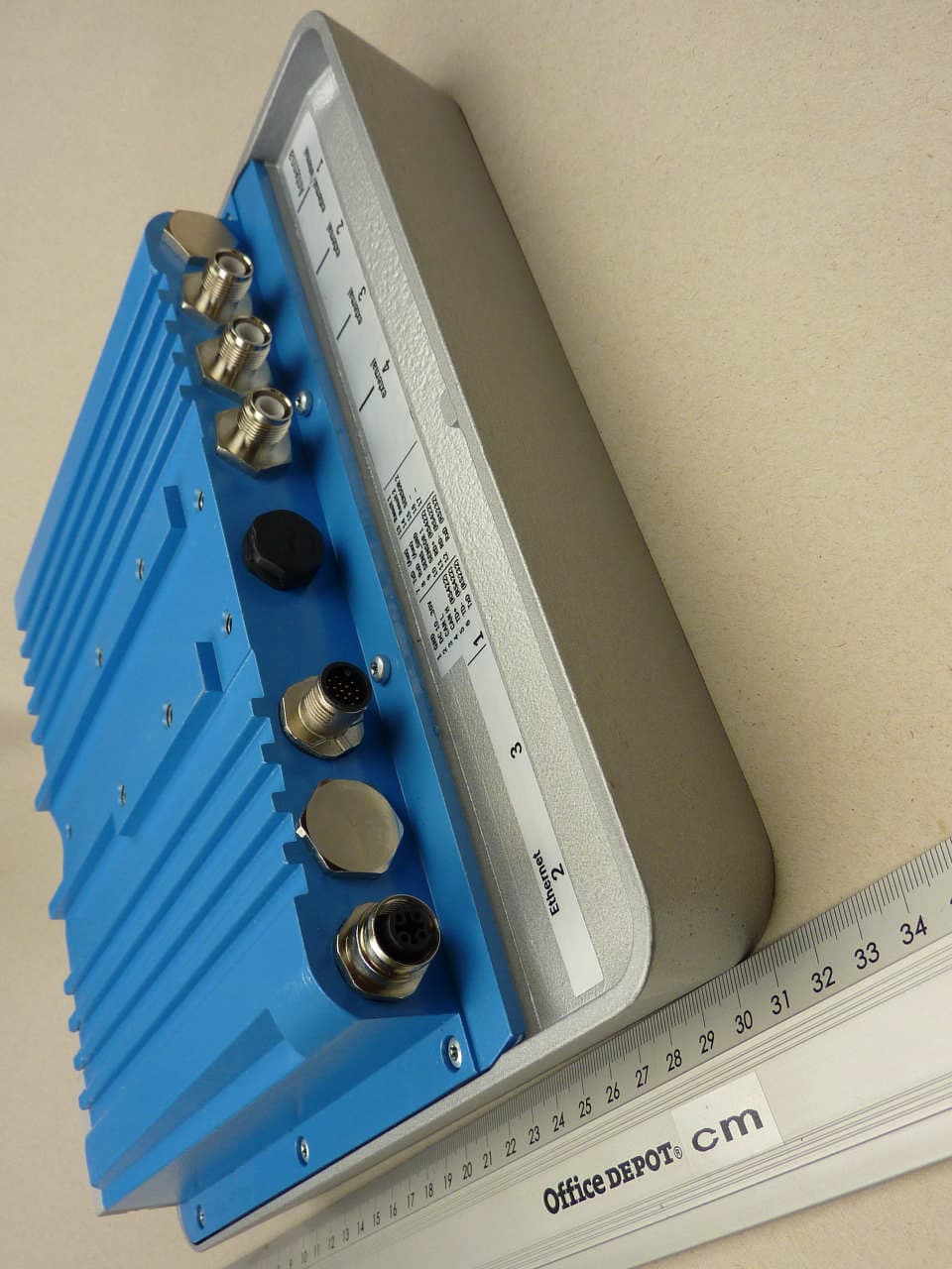 UHF RFID reader - FCC ID WRMRFU630 - Sick AG (2)