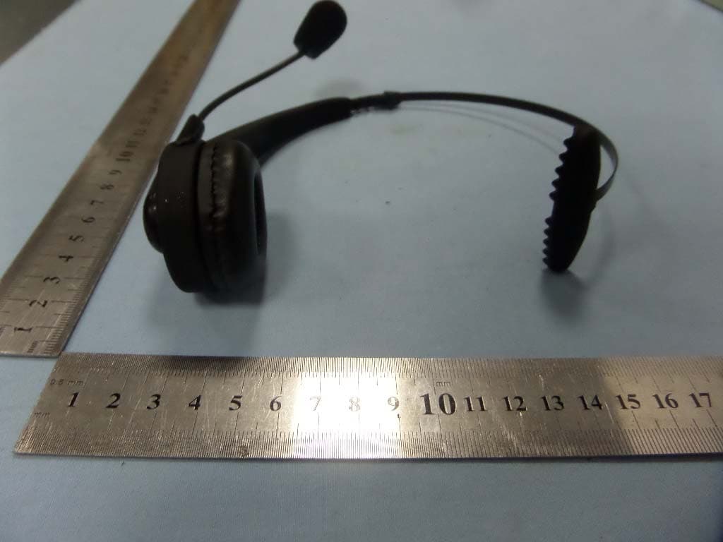 Bluetooth headset - FCC ID WSGSK-BTH-068 - SKY WING Communication Electronics Co.,Ltd (5)