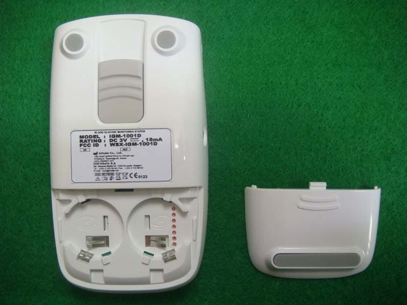 Lipid profile and glucose measuring system for self testing - FCC ID WSX-IGM-1001D - OSANG Healthcare Co., Ltd. (2)