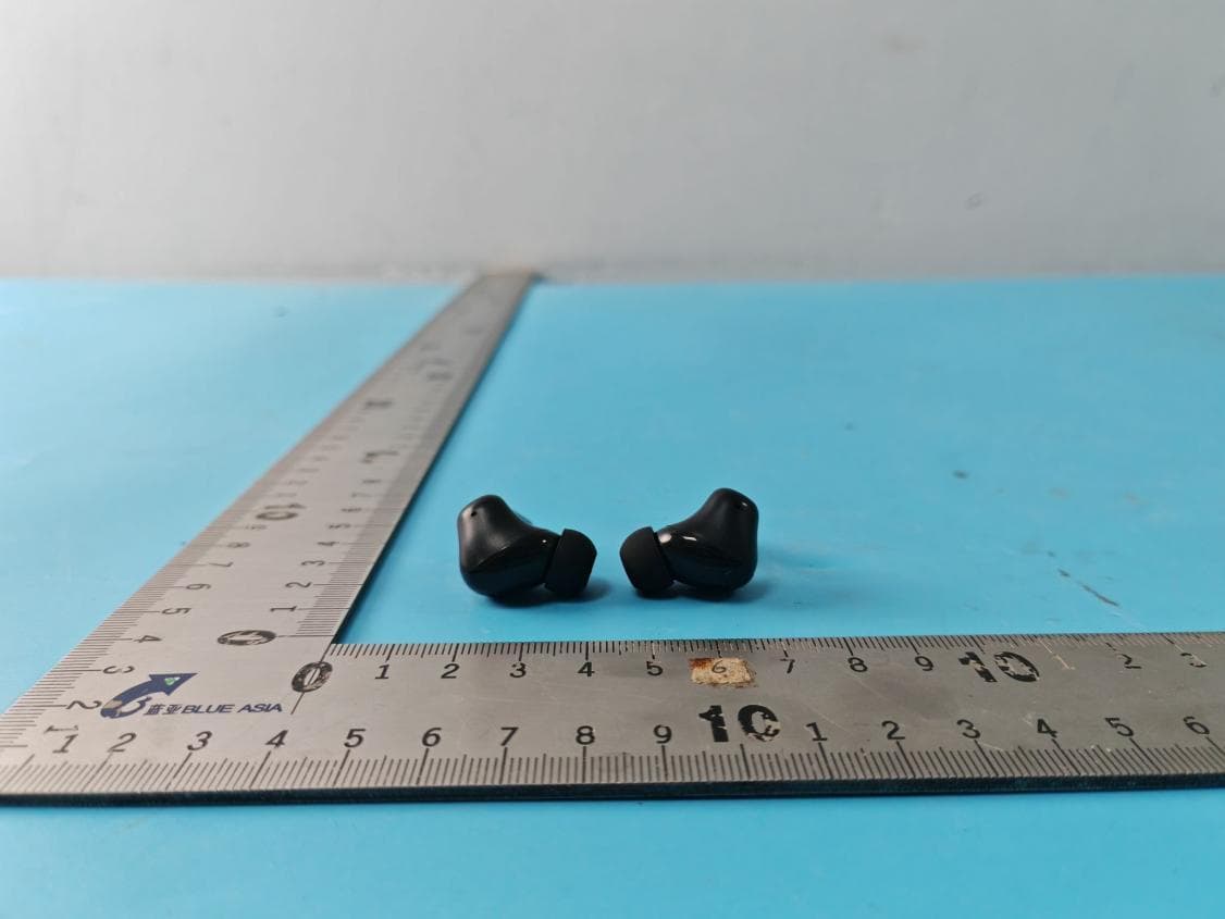 True Wireless Stereo Earphones - FCC ID WTD-G21PRO - Shenzhen Sande Dacom Electronics Co., Ltd. (5)
