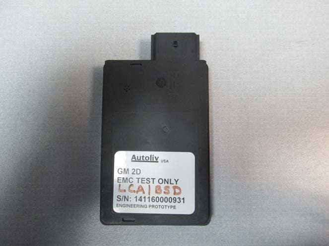 VEHICLE RADAR SENSOR, REAR CROSS TRAFFIC ALERT - FCC ID WU8NB24G1V2 - Magna Electronics, LLC