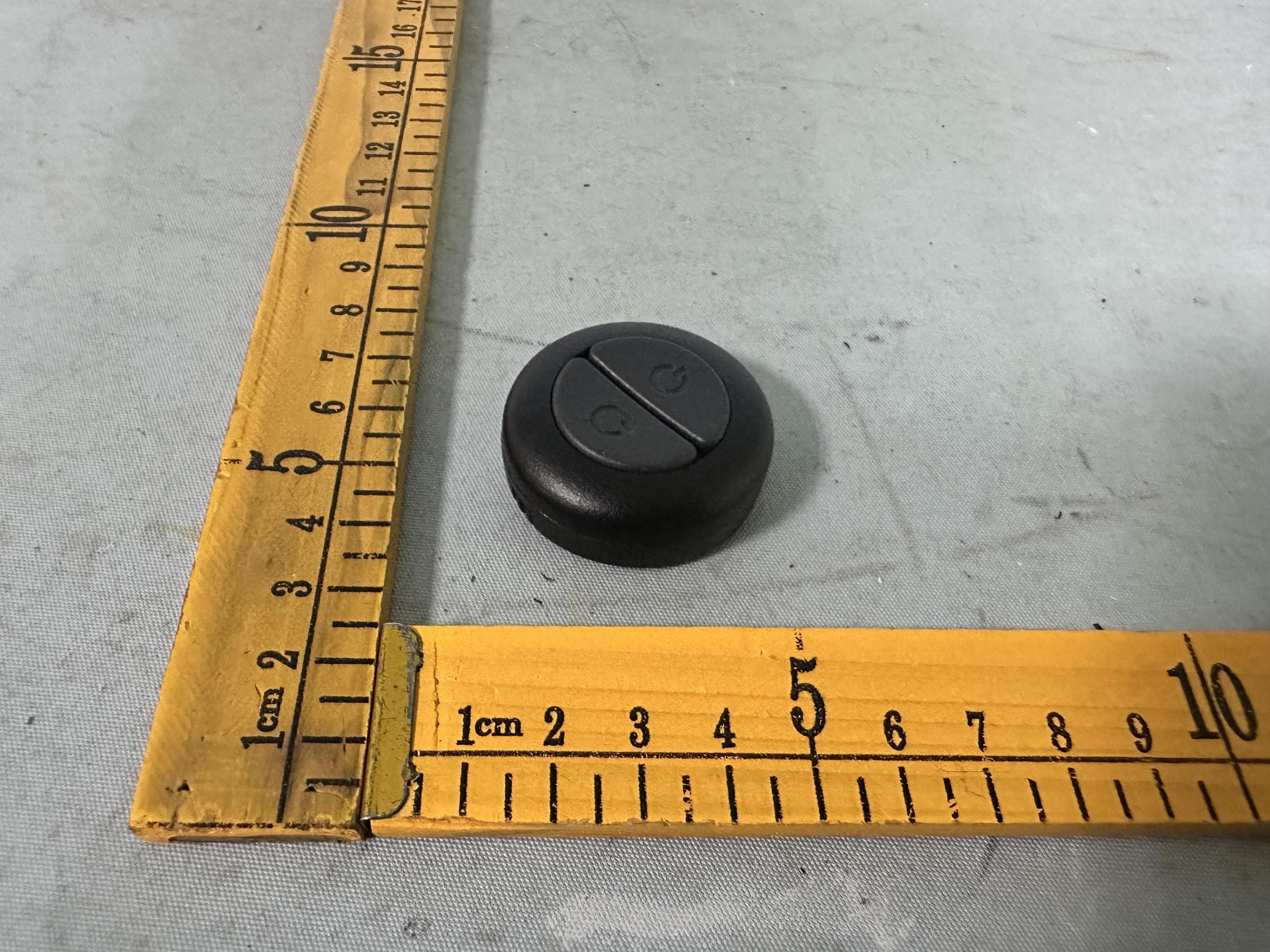 Remote control - FCC ID WUI-RV433RC - Winplus Co., Ltd. (3)