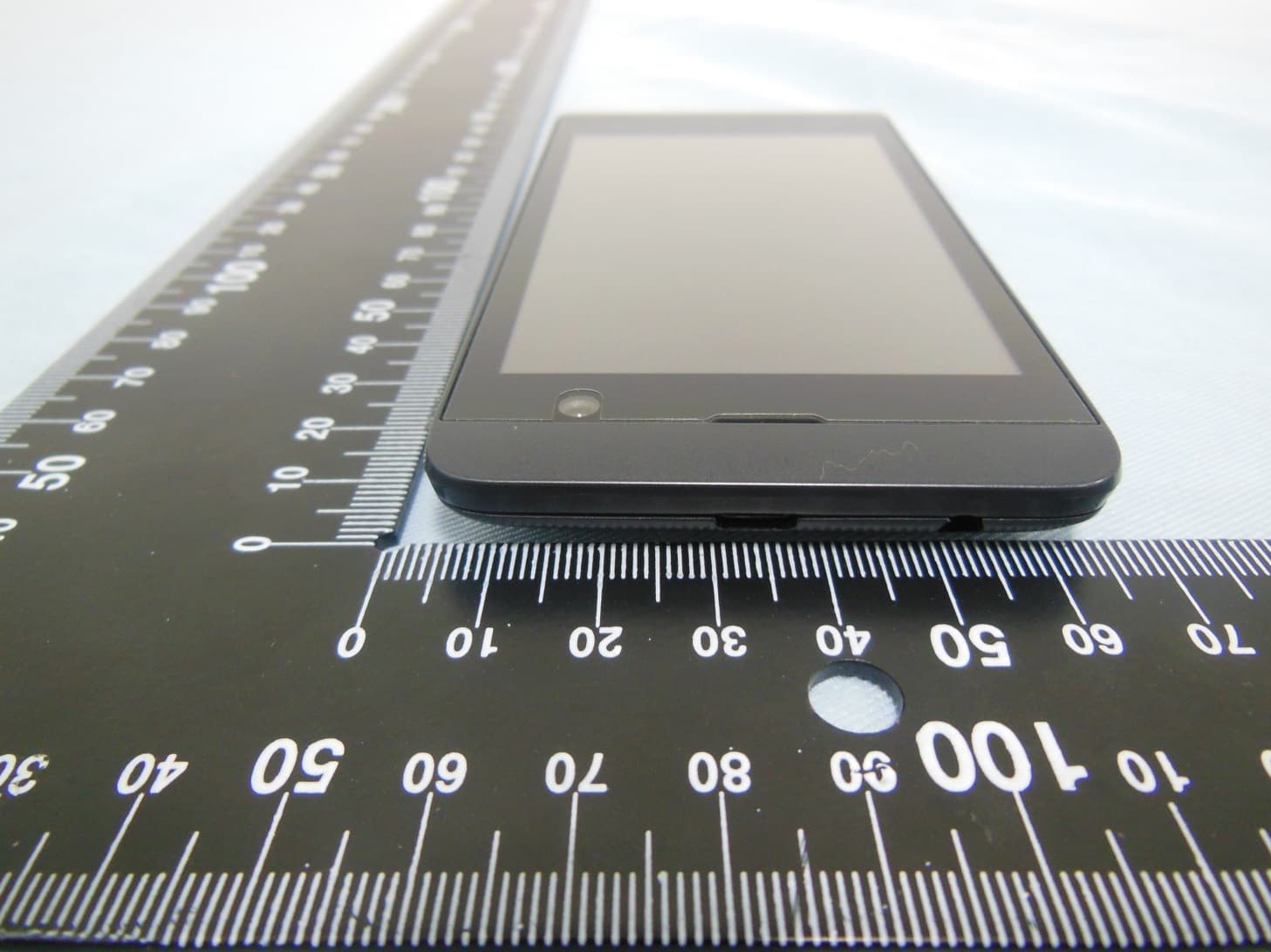 Mobile Phone - FCC ID WVBA775X - Brightstar Corporation (3)