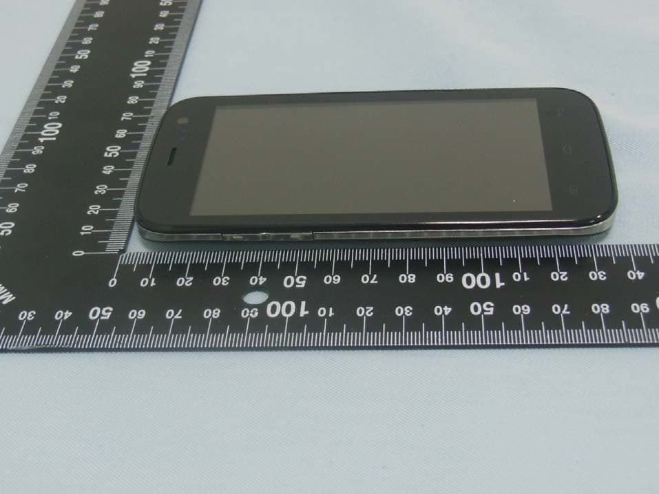 Mobile Phone - FCC ID WVBA785X - Brightstar Corporation (4)