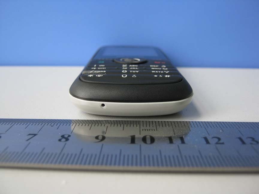GSM Telephone - FCC ID WVBAX99S - Brightstar Corporation (5)