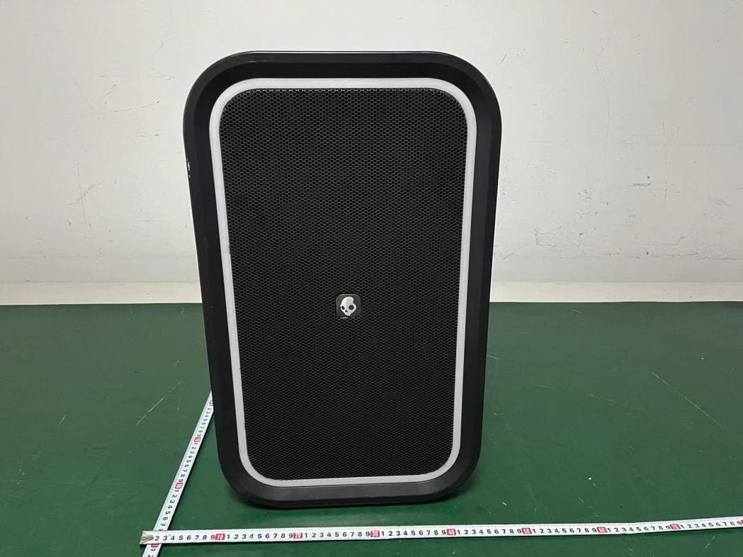 Wireless Party Speaker - FCC ID WWE-2SKSK1852 - LIFEWORKS TECHNOLOGY GROUP LLC.
