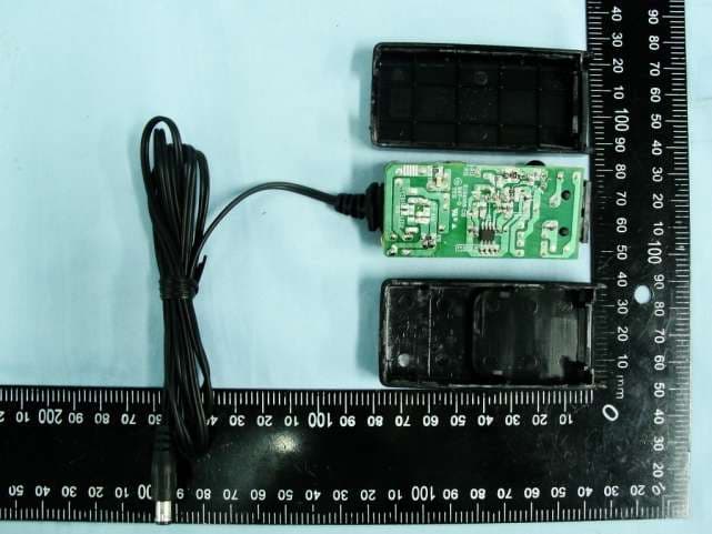 Charging Dock - FCC ID WX9RC30004702 - Razer (Asia Pacific) Pte Ltd (1)
