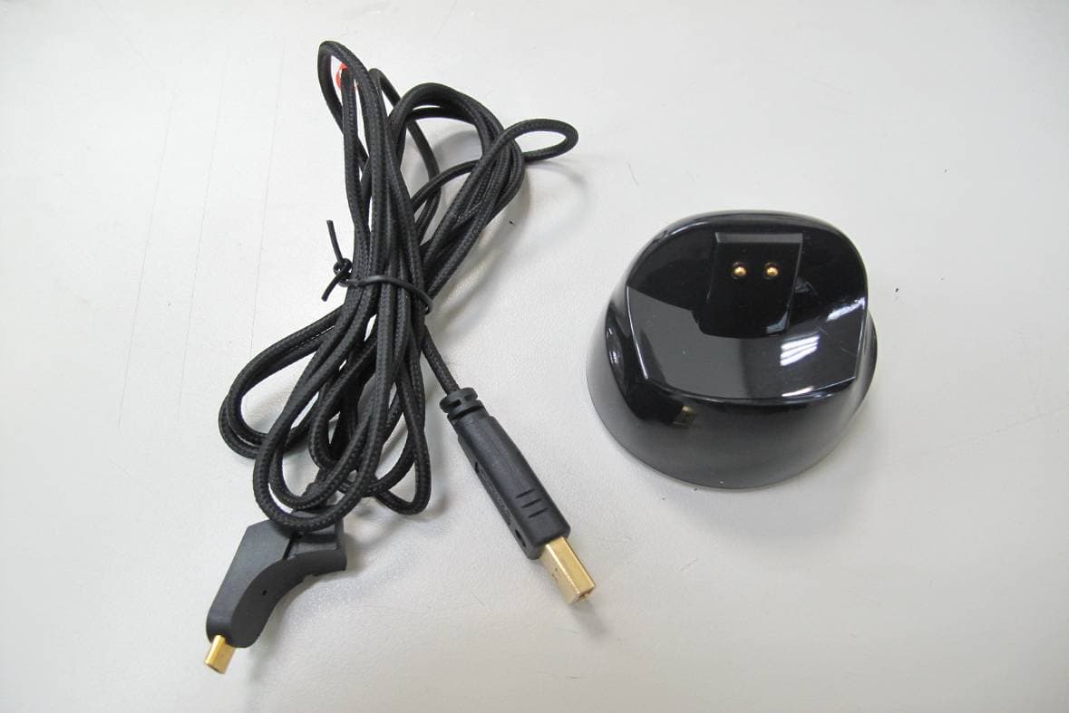Razer Naga Epic Charging Dock - FCC ID WX9RC30005102 - Razer (Asia Pacific) Pte Ltd