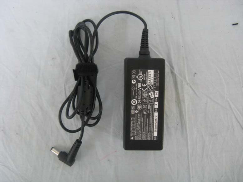 Notebook - FCC ID WXC-Q189082Q - FOXCONN INTERNATIONAL INC (4)