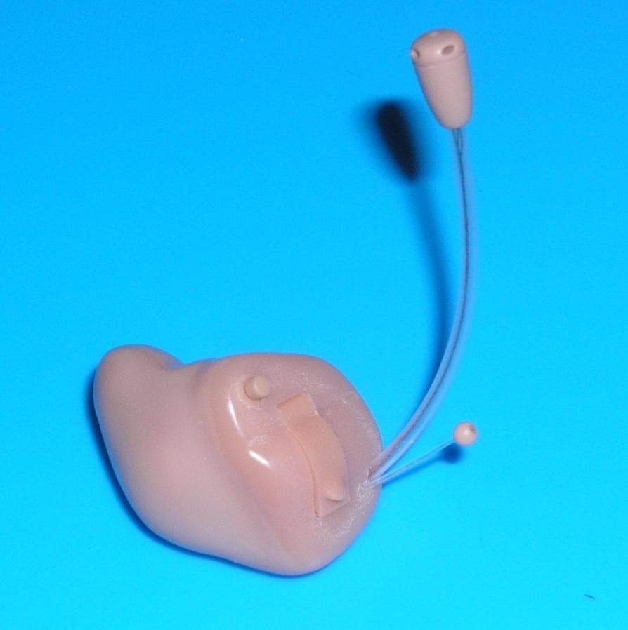 Wireless Hearing Instrument - FCC ID X26DA13R - GN Hearing A/S