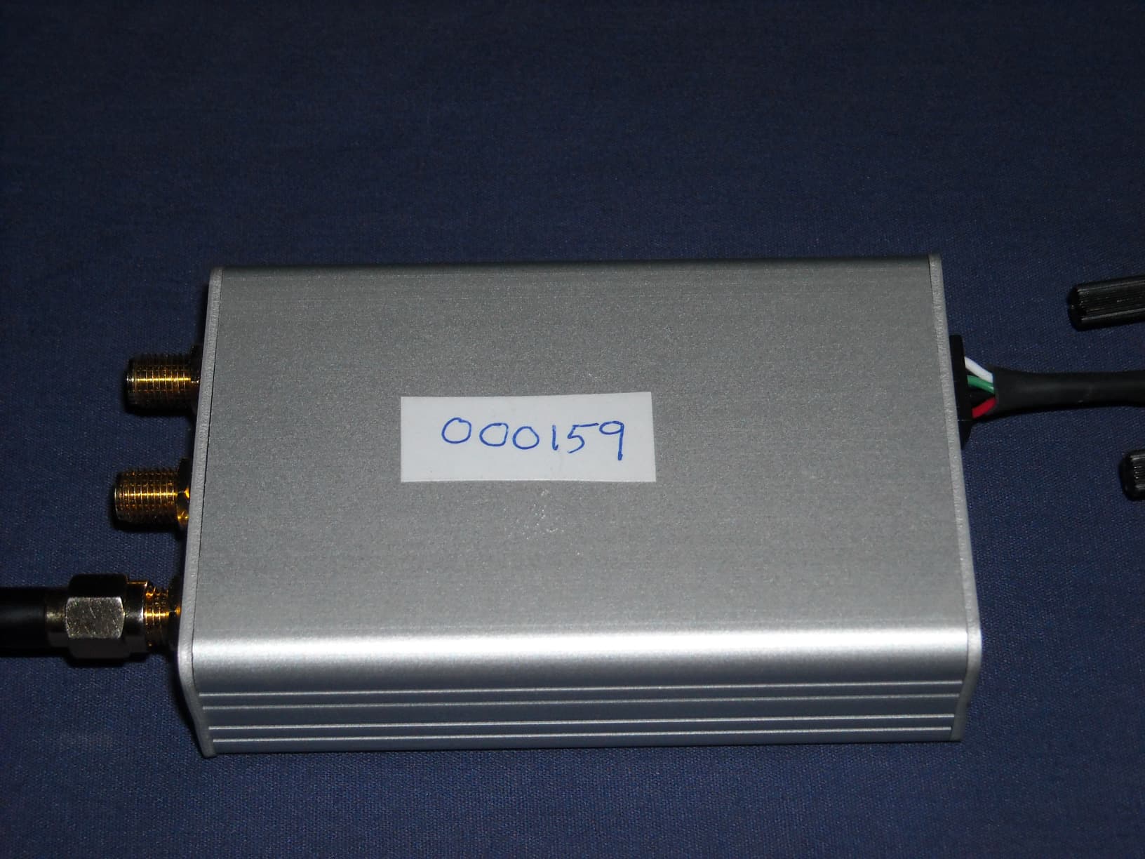 Wireless Temperature Interrogation Unit - FCC ID X3ITEMPTRACKR - Vectron International, Inc. (4)