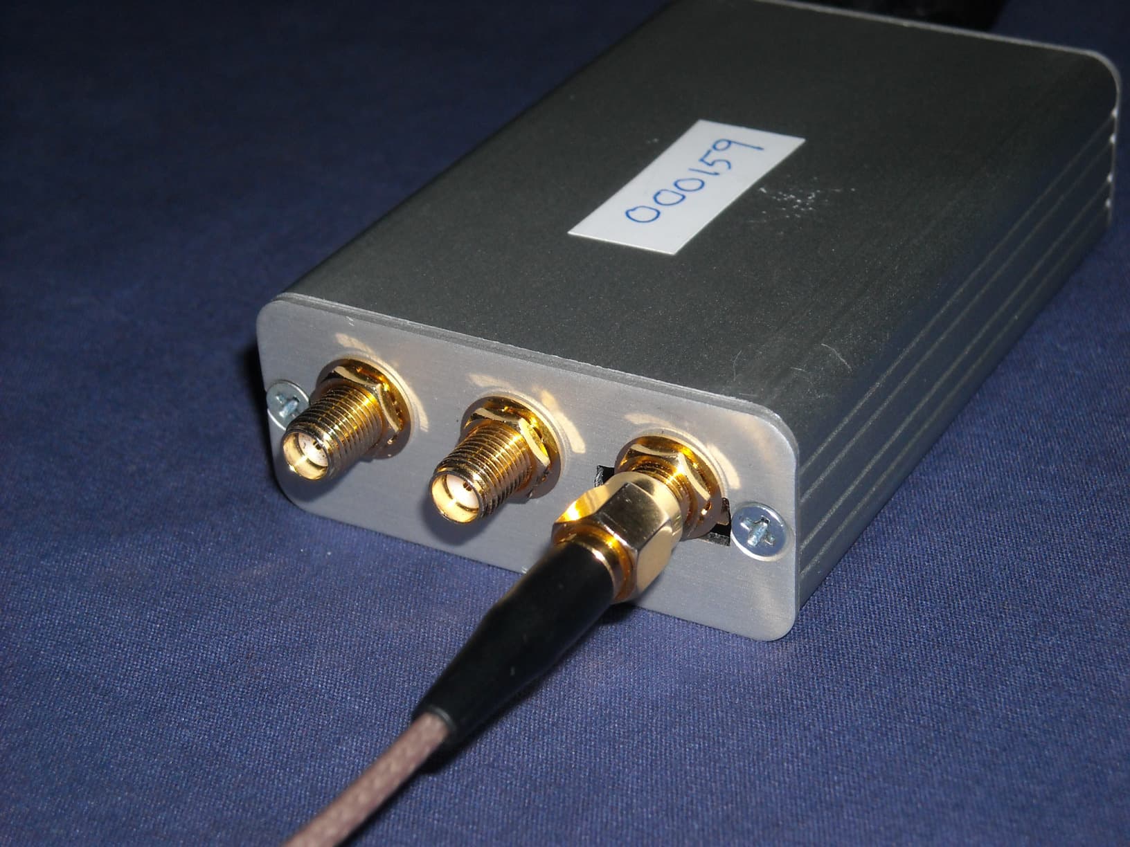 Wireless Temperature Interrogation Unit - FCC ID X3ITEMPTRACKR - Vectron International, Inc. (3)