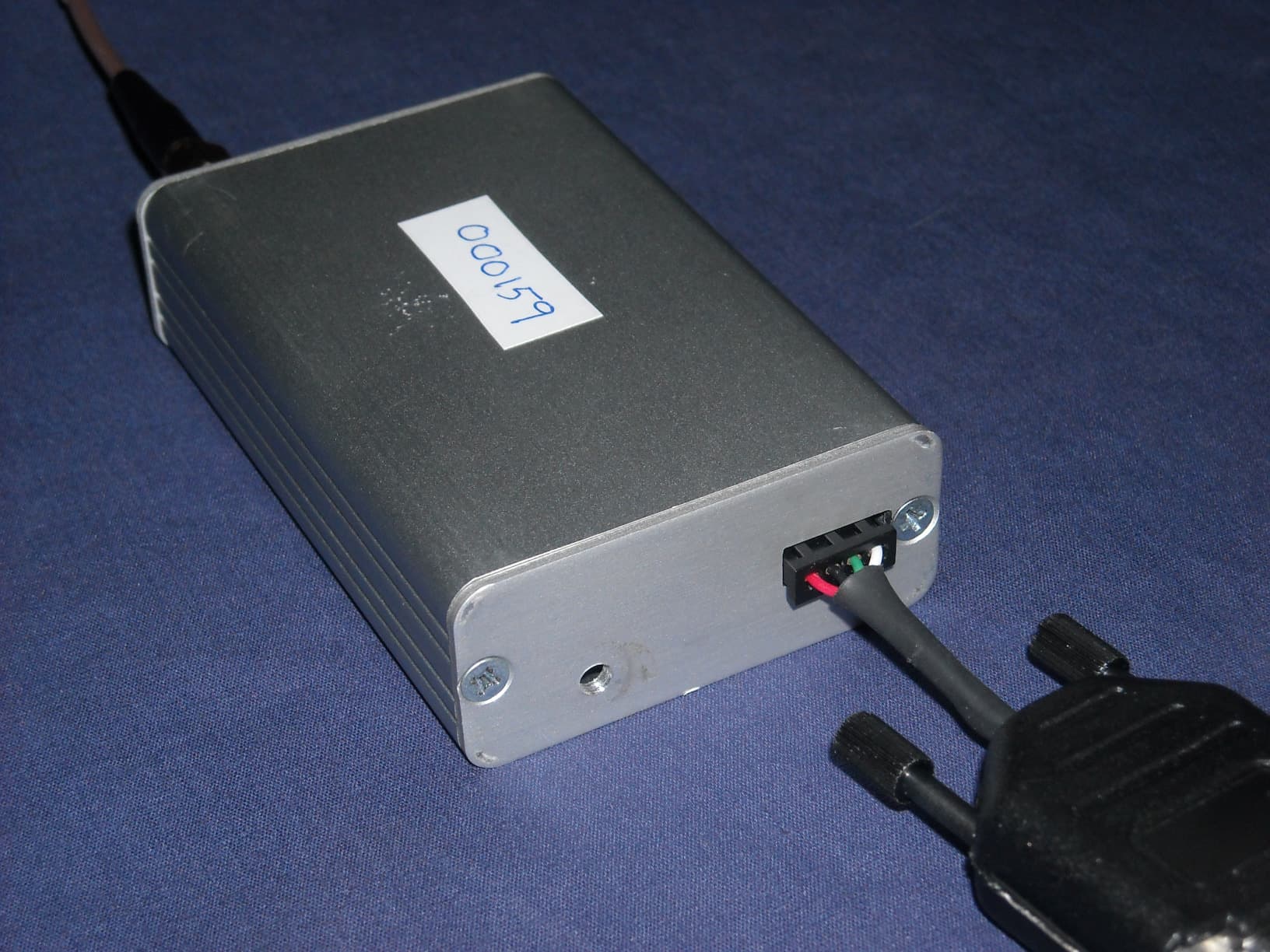Wireless Temperature Interrogation Unit - FCC ID X3ITEMPTRACKR - Vectron International, Inc. (2)