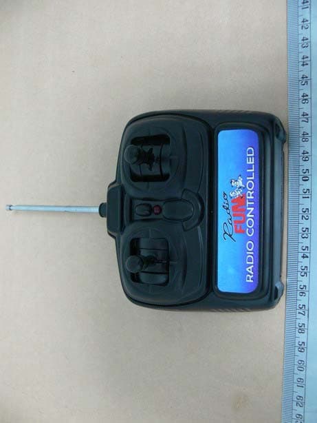 RADIO CONTROLLED TOYS - FCC ID X3J16716 - RADIO FUN INTERNATIONAL INVESTMENT LIMITED (4)