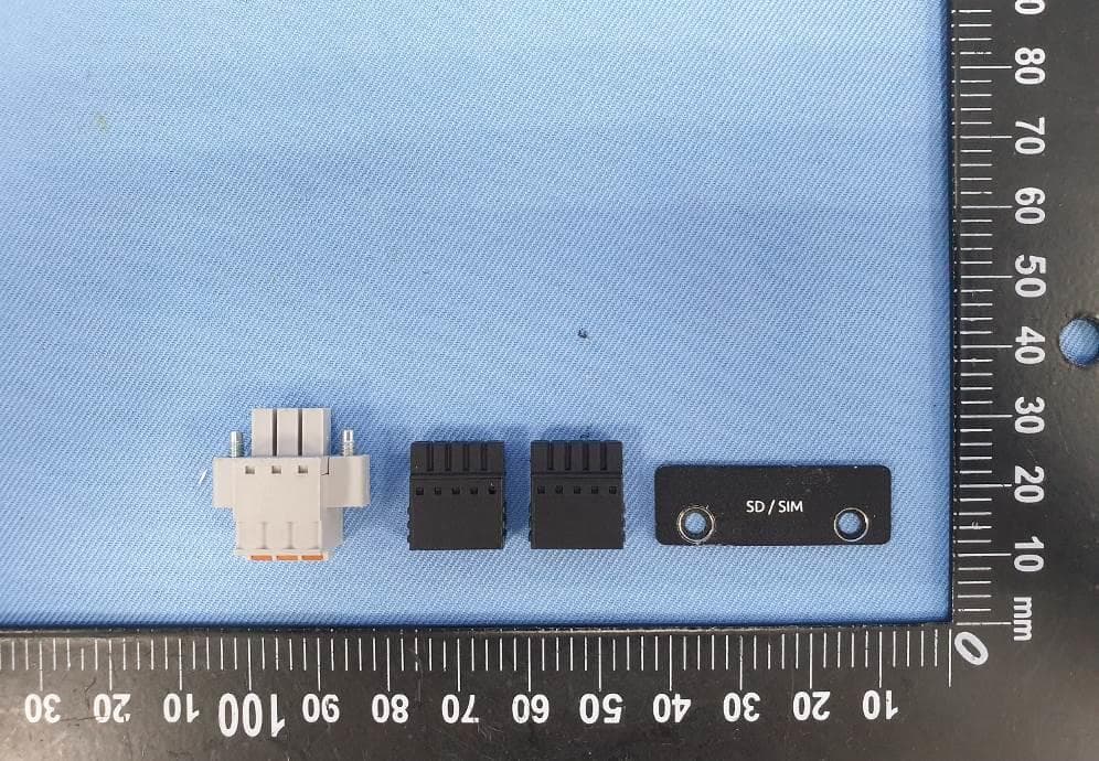 Arm-based IoT Gateway with WiFi - FCC ID X4D-EMU-200 - ADLINK TECHNOLOGY INC. (2)