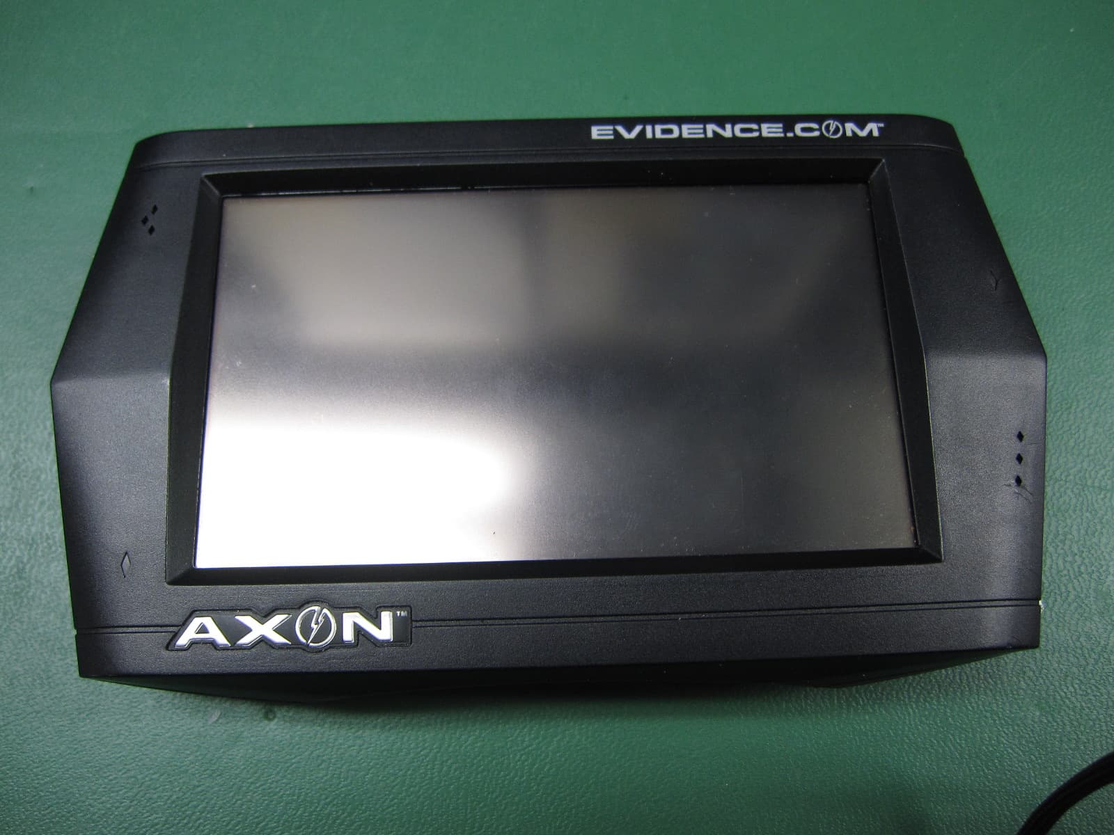 TASER AXON TACTICAL COMPUTER - FCC ID X4GT00300ATC - Axon Enterprise, Inc (2)