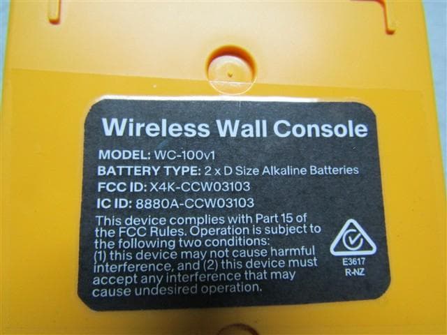 Wall-mounted wireless transmitter (wall console). - FCC ID X4K-CCW03103 - Automatic Technology (Australia) Pty. Ltd.
