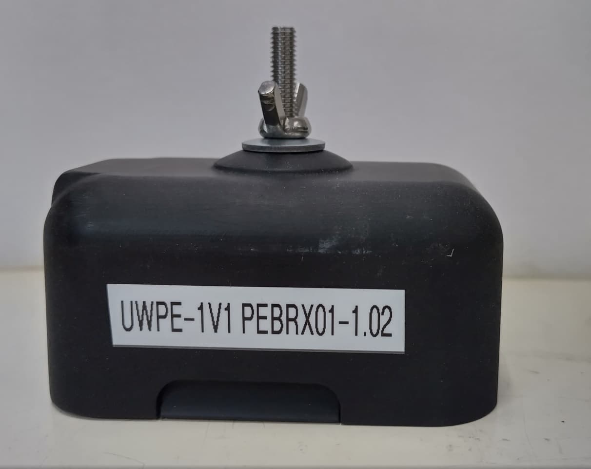 Universal PE (Photo Electric) Beam Kit - PE Beam Transmitter - FCC ID X4K-UWPEB01 - Automatic Technology (Australia) Pty. Ltd.