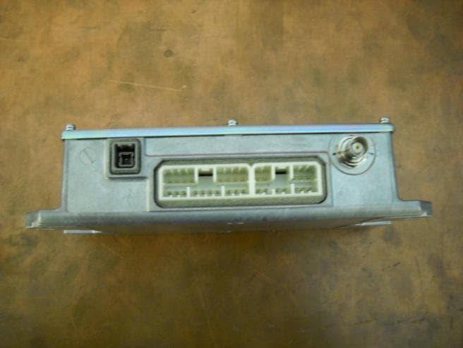 Car mounted data communicator - FCC ID X4QKDTC530 - Komatsu Ltd. (3)