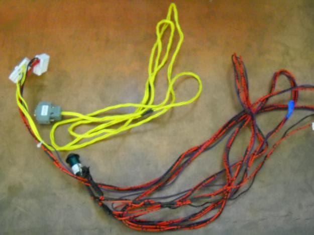 Car mounted data communicator - FCC ID X4QKDTC530 - Komatsu Ltd.