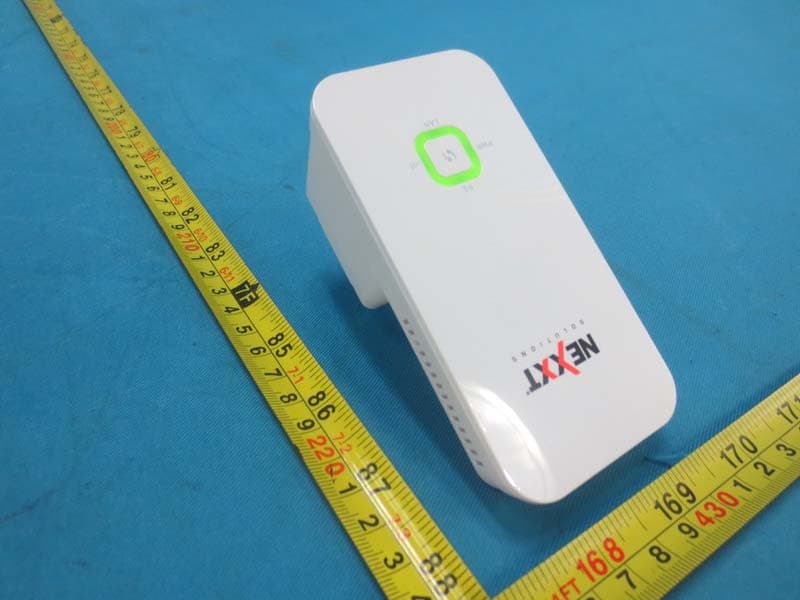 Universal Range Extender - FCC ID X4YKRNS300 - NEXXT SOLUTIONS (2)
