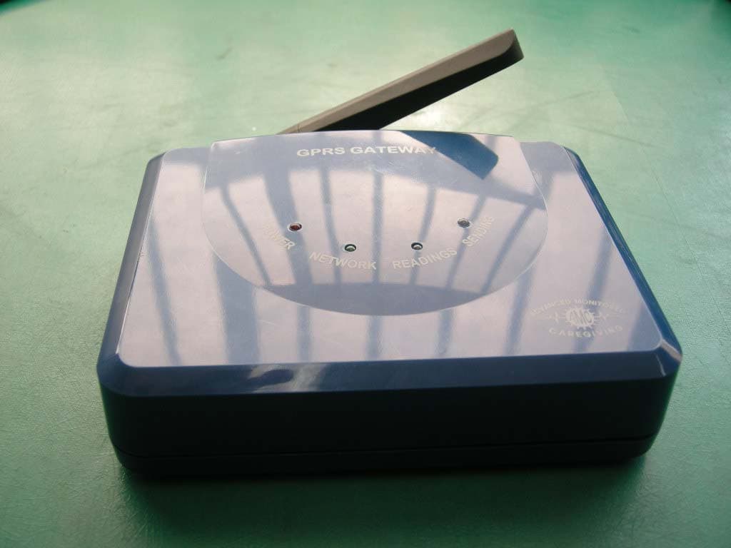 GSM/GPRS Gateway with Buuetooth - FCC ID X59-H3G-700 - H3 SYSTEM Co., Ltd. (4)