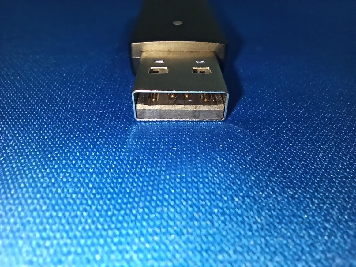 Airlite Pro Wireless Dongle for PlayStation - FCC ID X5B-052017T - Performance Designed Products, LLC (3)