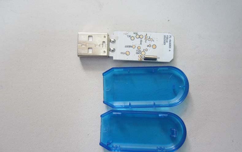 Wireless Dongle for PS3 - FCC ID X5B-PL6432A - Performance Designed Products, LLC (4)