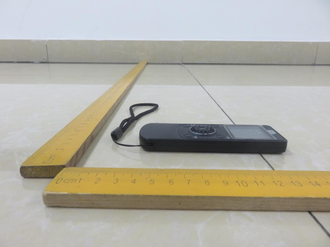 Photographic light - FCC ID X5S-C220 - Pixel Enterprise Limited (3)