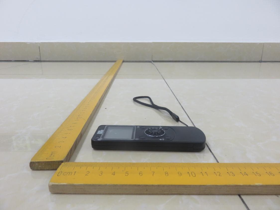 Photographic light - FCC ID X5S-C220 - Pixel Enterprise Limited (4)