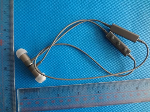 BLUETOOTH HEADSET - FCC ID X6HBS057RQ - Alpha Comm Enterprises, Inc.