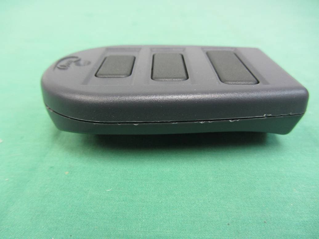 Remote Transmitter - FCC ID X7OEM101R1 - 9141-0720 Quebec Inc. DBA MANARAS/OPERA (2)