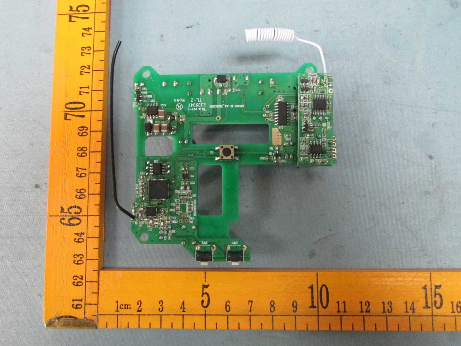 Garage Door Controller Gen5 - FCC ID XBAZW062 - Aeon Labs LLC. (2)
