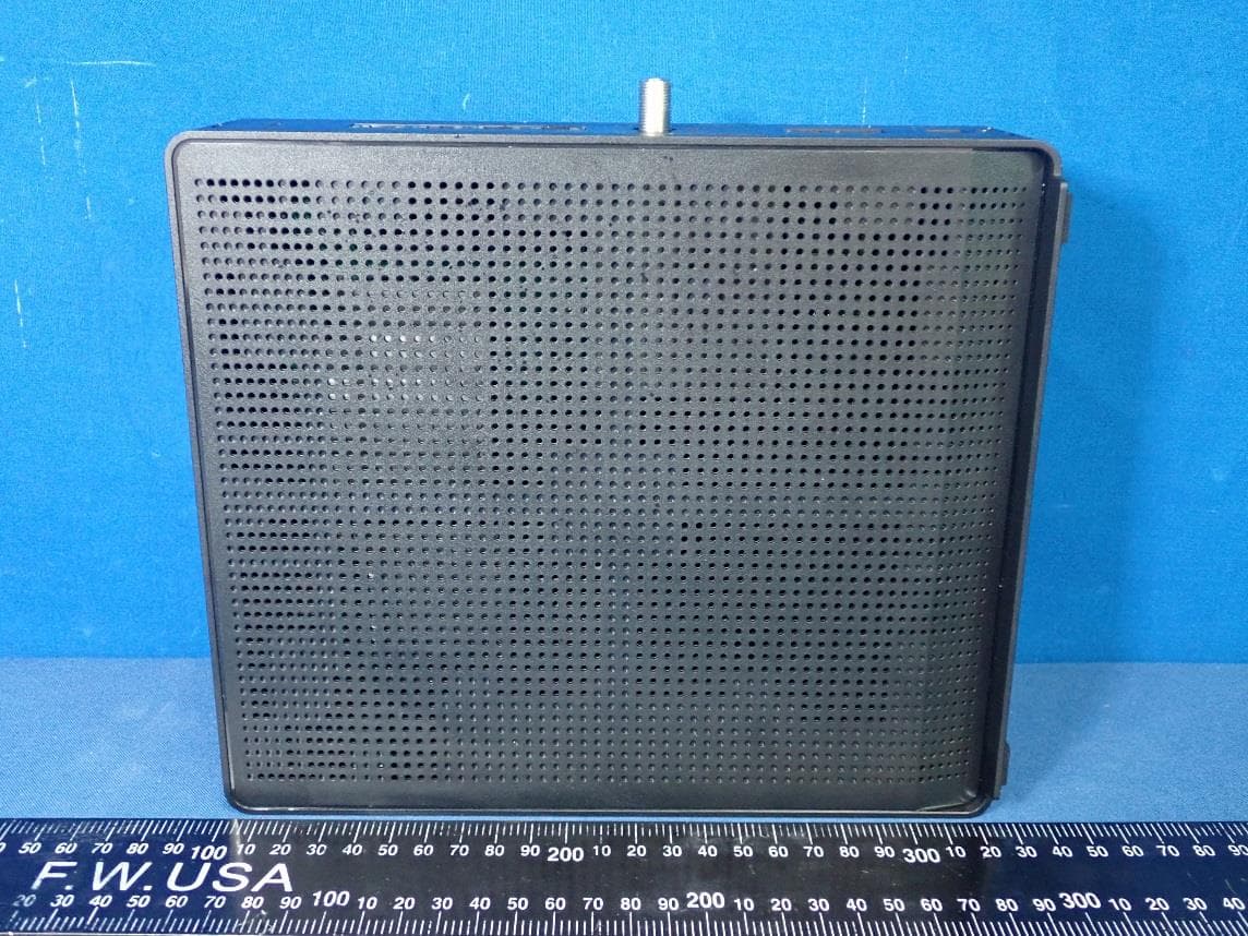 DOCSIS 3.1 Advanced WiFi 6 Voice Gateway - FCC ID XCNUBC1329 - Ubee Interactive Holding Corp. Taiwan Branch
