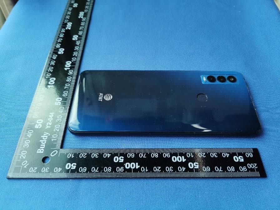 Smart Phone - FCC ID XD6U668AA - Shenzhen Tinno Mobile Technology Corp (3)