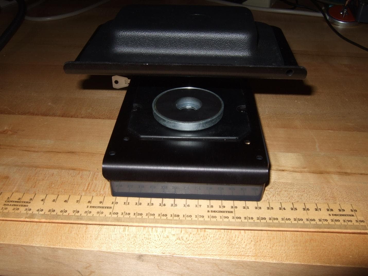 GPS based tracking device with GSM and Globalstar modules - FCC ID XDY-VERSA-01 - System Planning Corporation