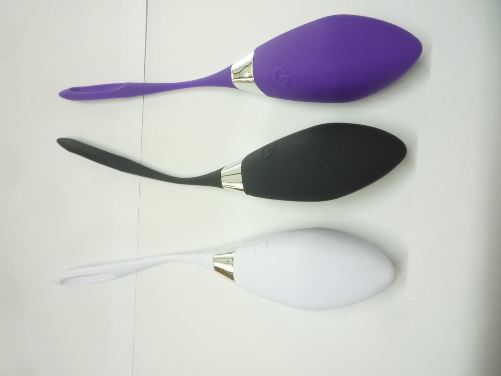 Massager - FCC ID XG5OVOR6R - ZHUHAI WINGPOW EROTIC & NOVELTY MANUFACTURING CO., LTD. (2)