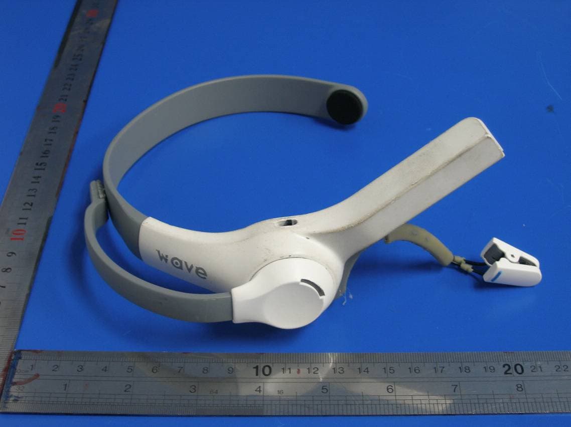 Commercial EEG Headset - FCC ID XG9MW1 - NeuroSky, Inc.