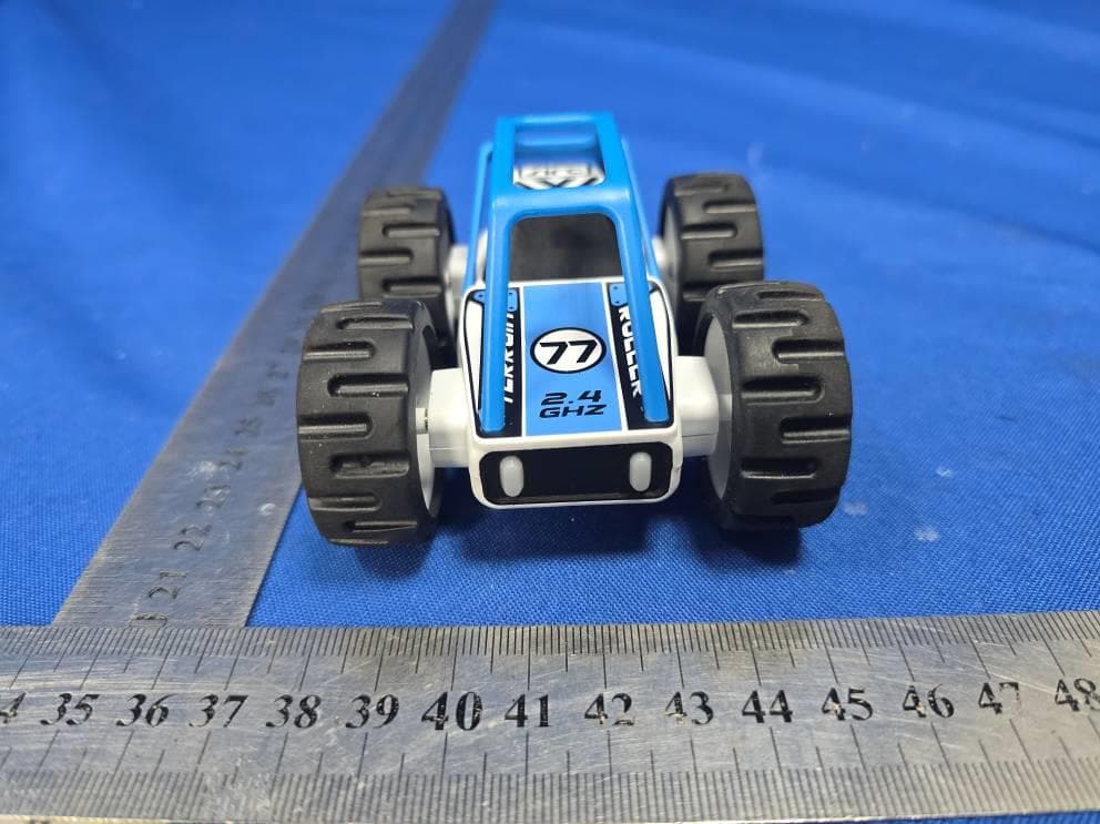 Toy RC Xtreme Roll Cage Rechargeable - FCC ID XHT-6054-RX - Guangdong Yinrun Industry Co., LTD. (3)