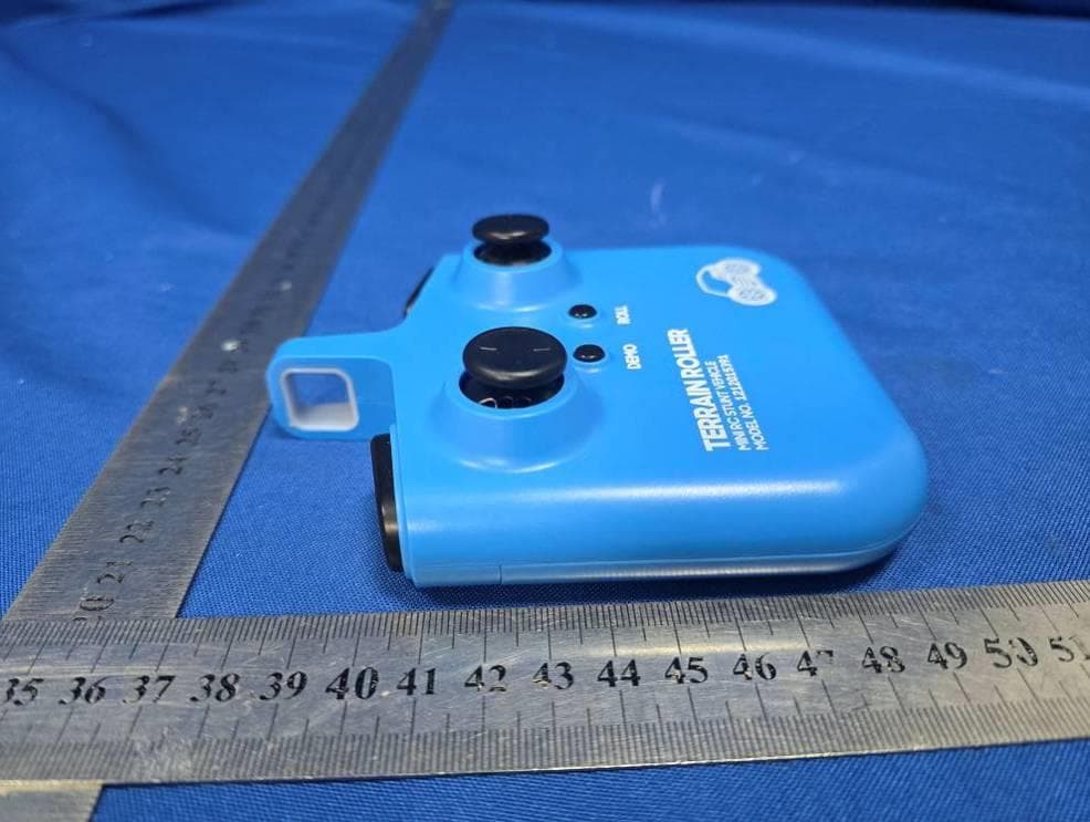 Toy RC Xtreme Roll Cage Rechargeable - FCC ID XHT-6055-TX - Guangdong Yinrun Industry Co., LTD. (2)