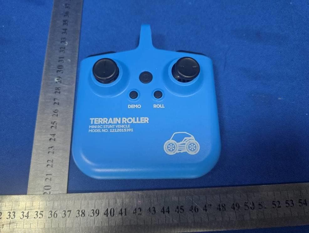 Toy RC Xtreme Roll Cage Rechargeable - FCC ID XHT-6055-TX - Guangdong Yinrun Industry Co., LTD. (5)