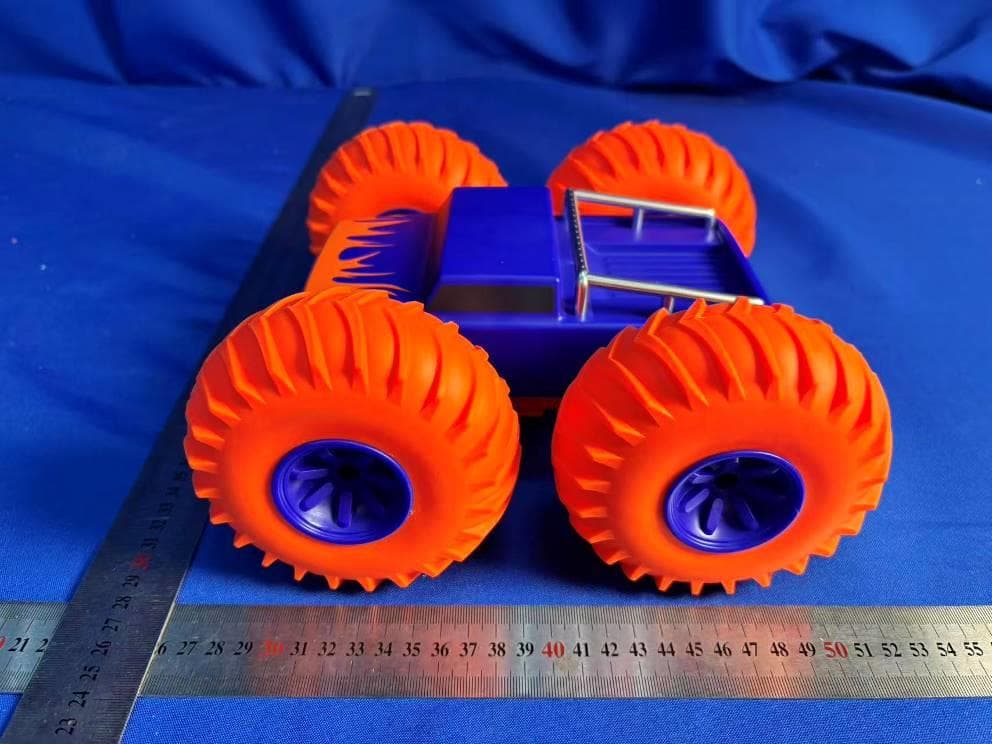 Toy RC Bounce Brawler - FCC ID XHT-8240-01 - Guangdong Yinrun Industry Co., LTD. (5)