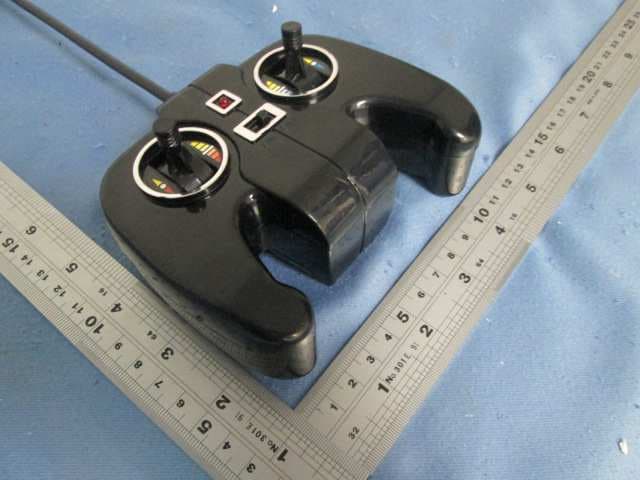 TOY RC SAVAGE CAR - FCC ID XHT58008-49M - Guangdong Yinrun Industry Co., LTD. (1)