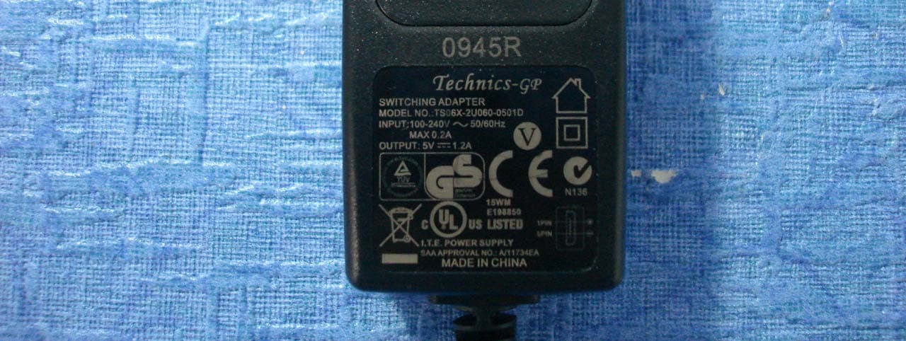 NetComm 3G Travel Router tl - FCC ID XIA3GT1WN - NetComm Wireless Pty Ltd (2)