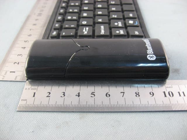 SILICON BLUETOOTH KEYBOARD - FCC ID XJ4KB6116 - HUIZHOU CHINFAI ELECTRONIC CO., LTD (2)